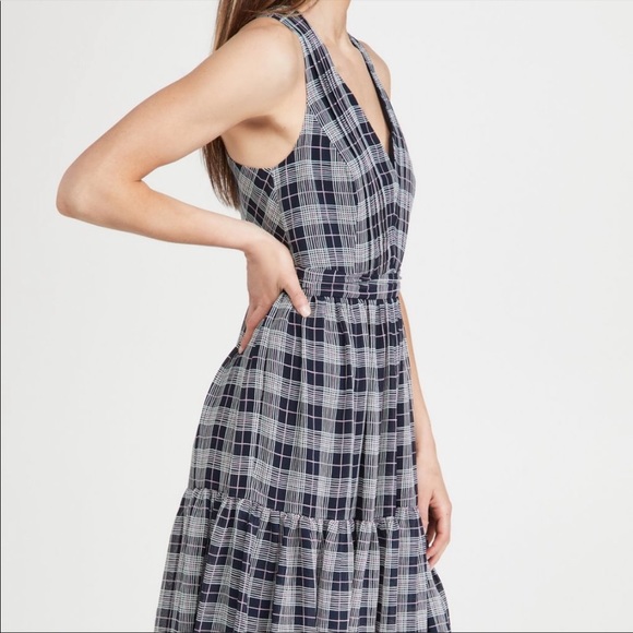 Club Monaco Crossback Midi Dress in Rose Plaid Size 2 NWT - Picture 12 of 13